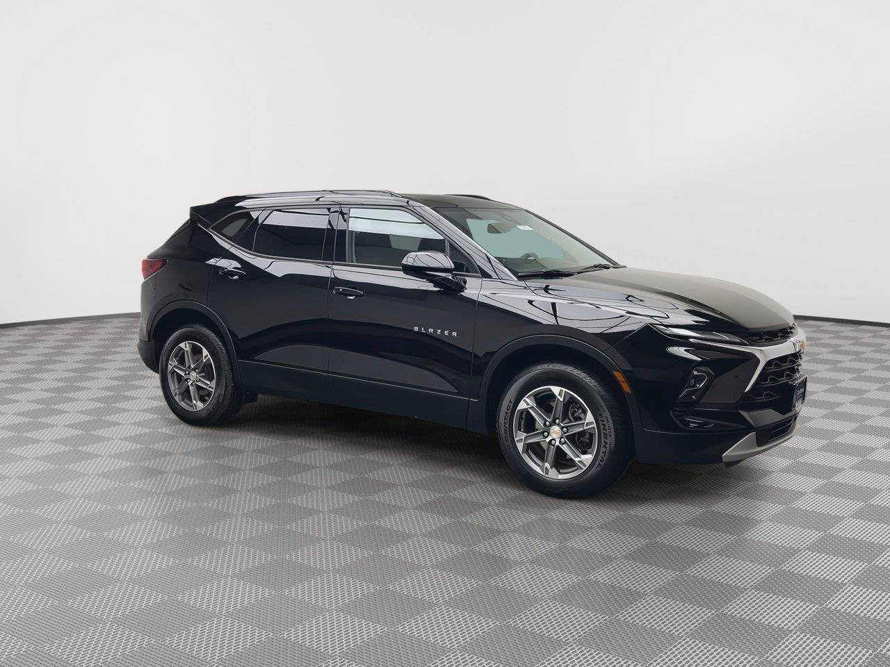 Certified 2024 Chevrolet Blazer LT w/ Convenience Package AWD/4WD image 43