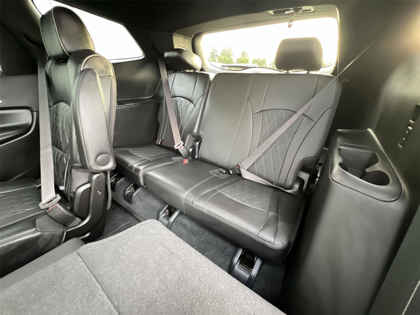 Used 2024 Buick Enclave Avenir image 26