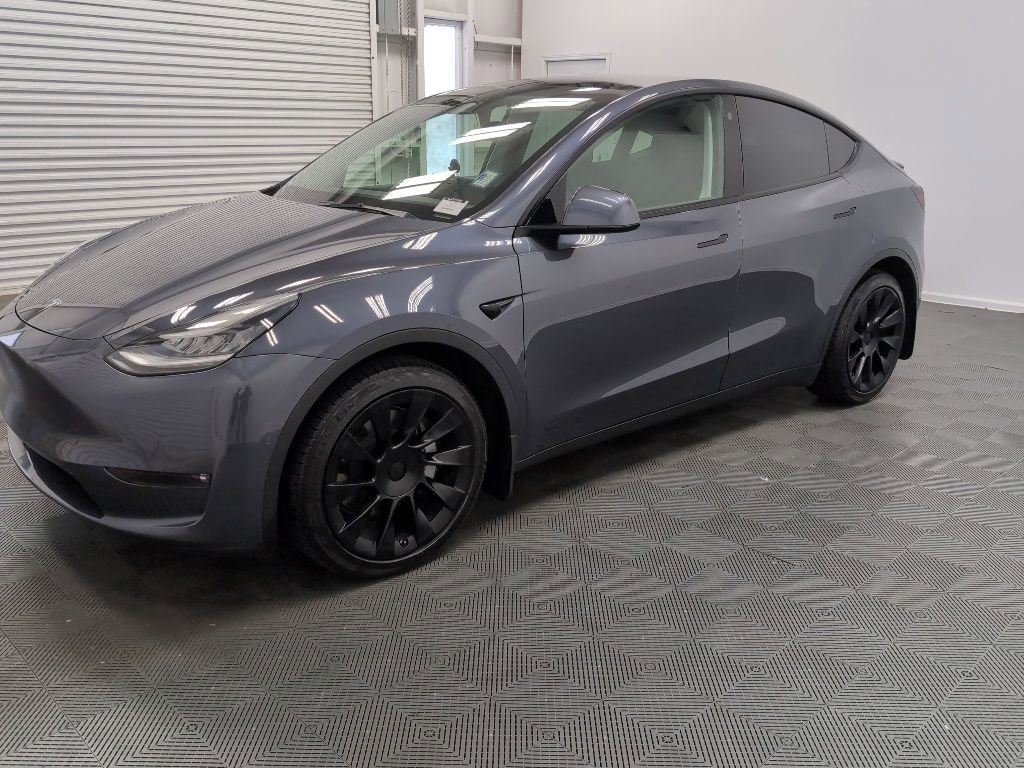 Used 2021 Tesla Model Y Long Range AWD/4WD image 5