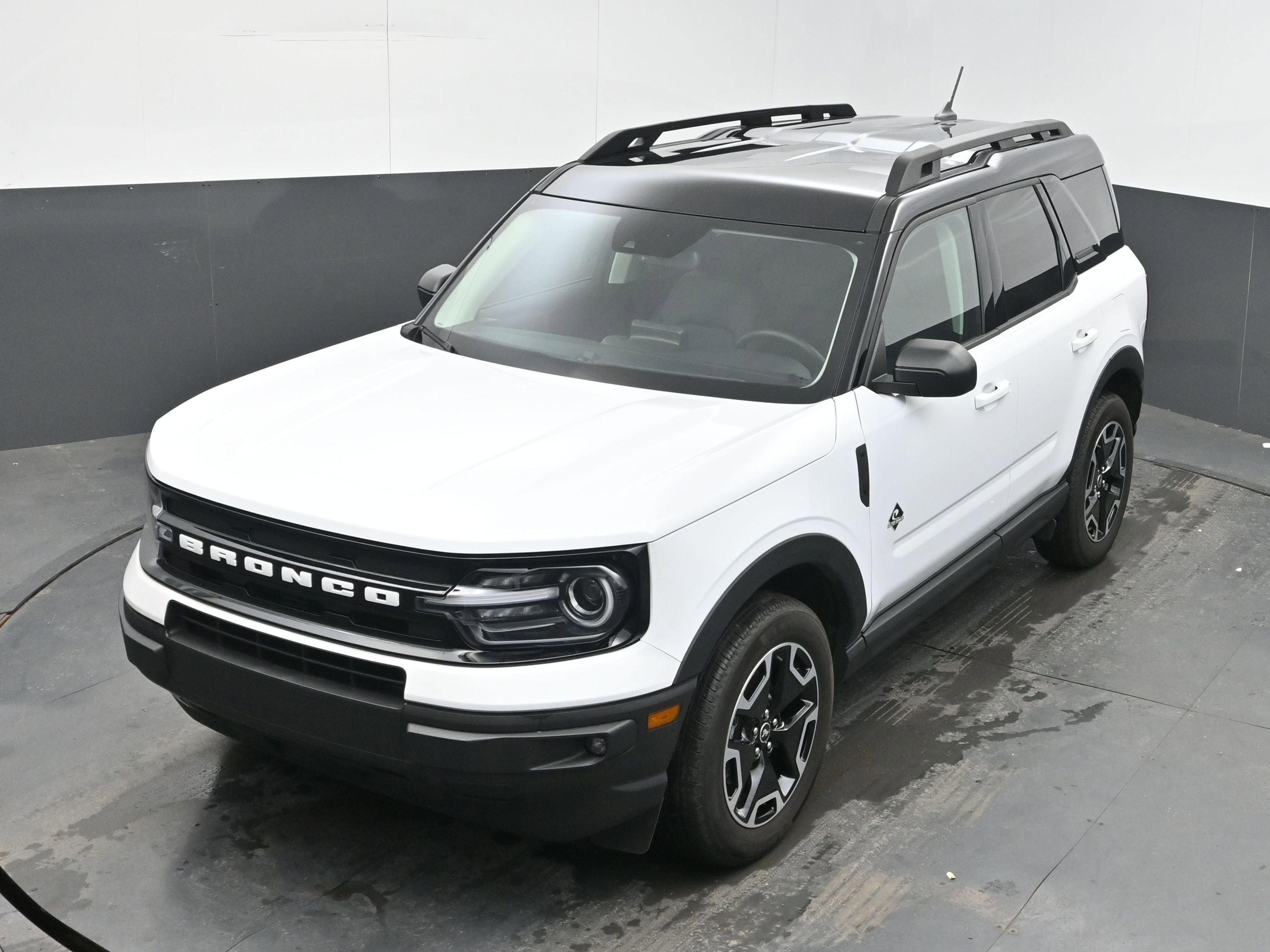 Used 2024 Ford Bronco Sport Outer Banks image 34