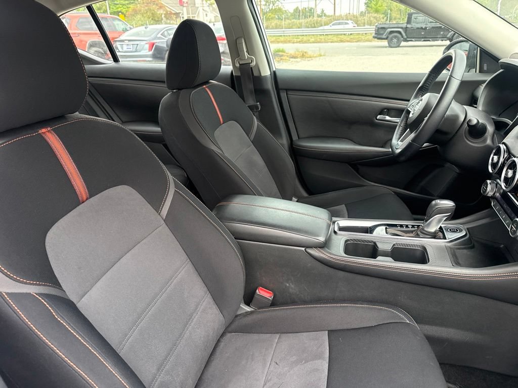Used 2020 Nissan Sentra SR w/ Electronics Package FWD image 25