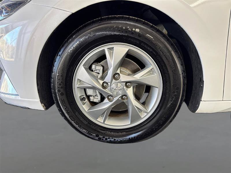 Used 2021 Hyundai Elantra SE FWD image 22
