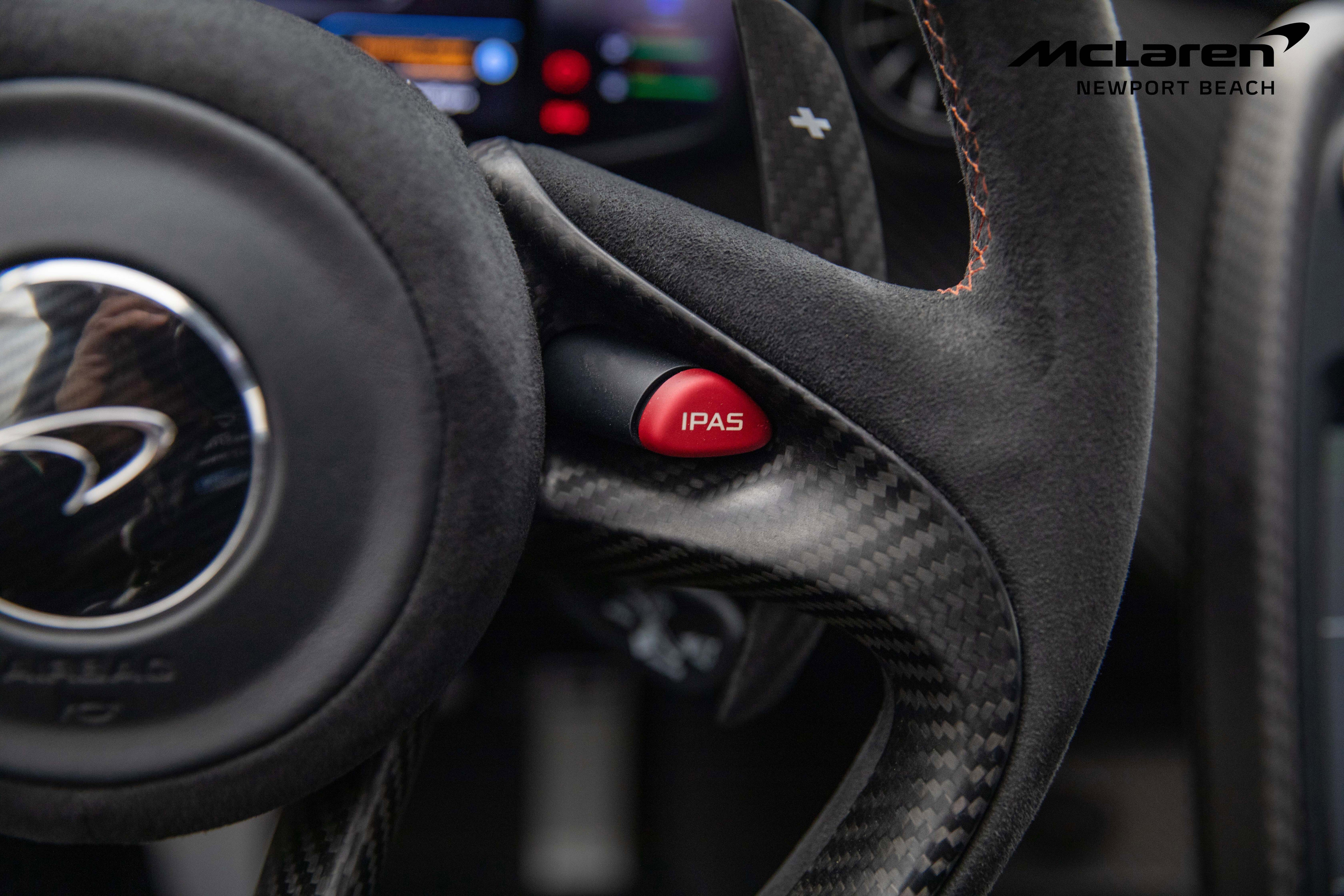 Used 2015 McLaren P1 RWD image 40