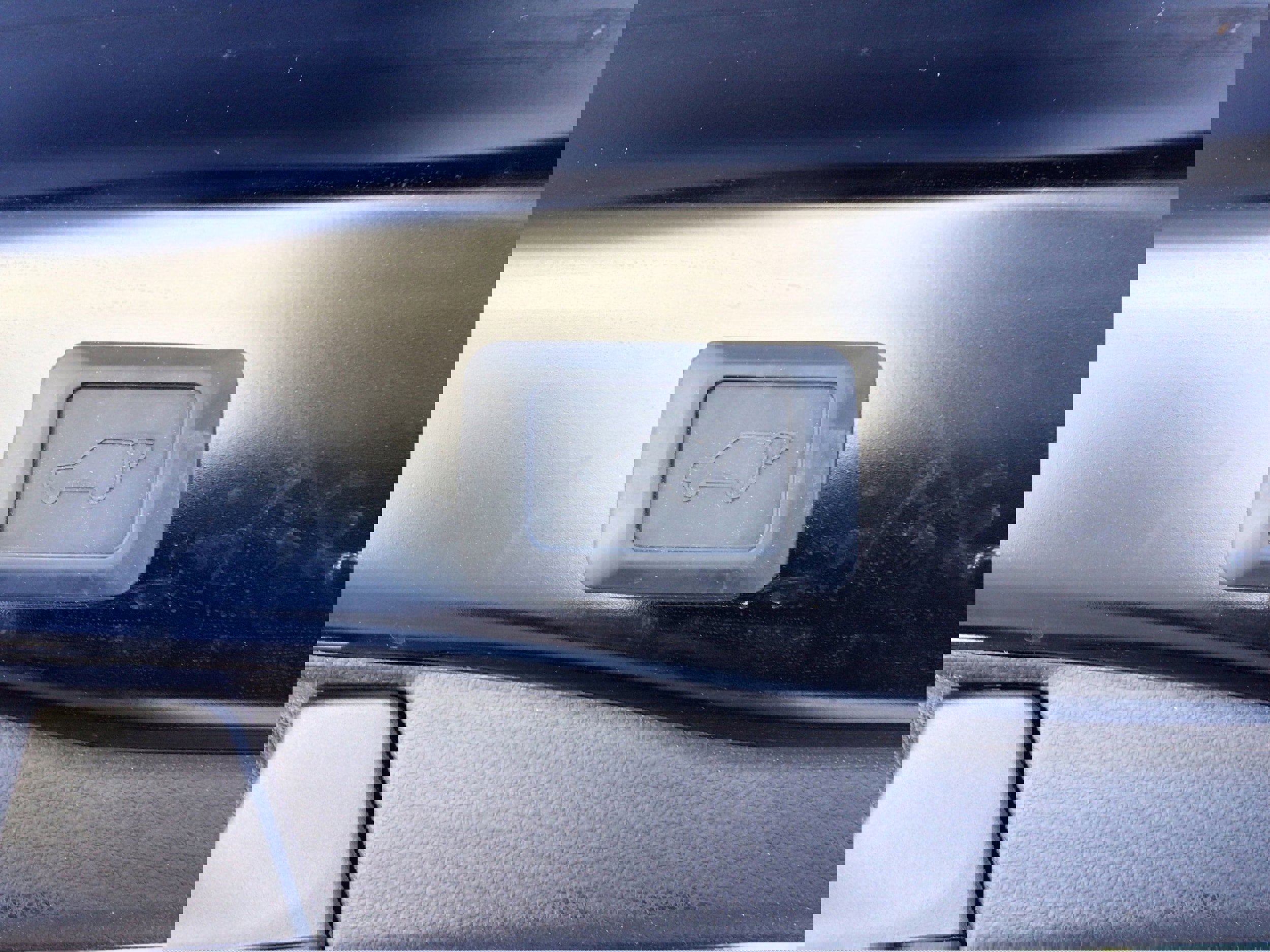 Used 2023 Toyota RAV4 XLE image 15