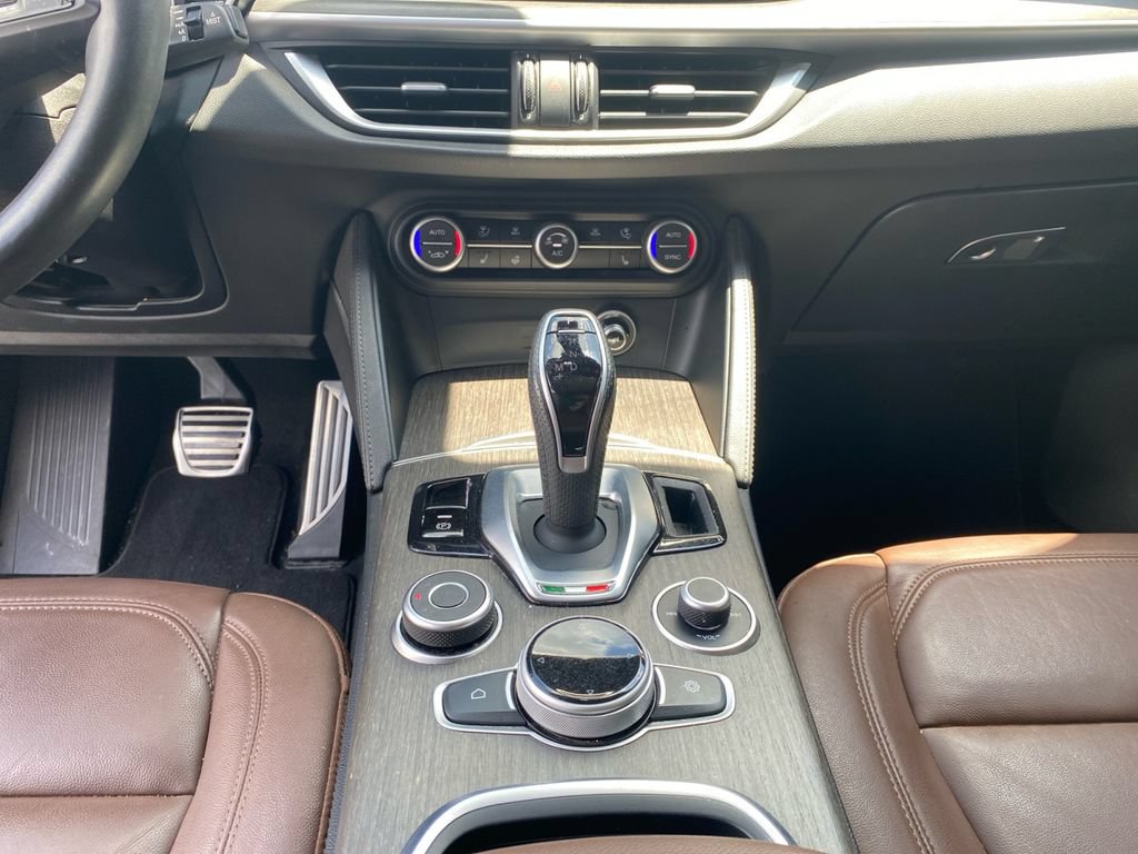 Used 2023 Alfa Romeo Stelvio Ti w/ Active Assist Plus Package AWD/4WD image 11