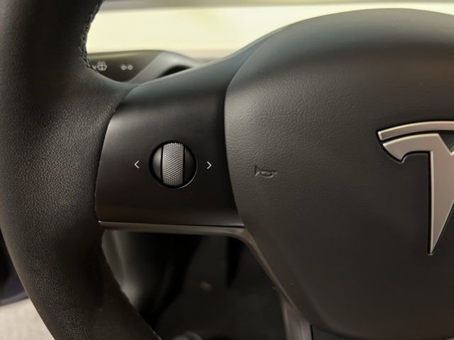 Used 2021 Tesla Model Y Long Range image 37