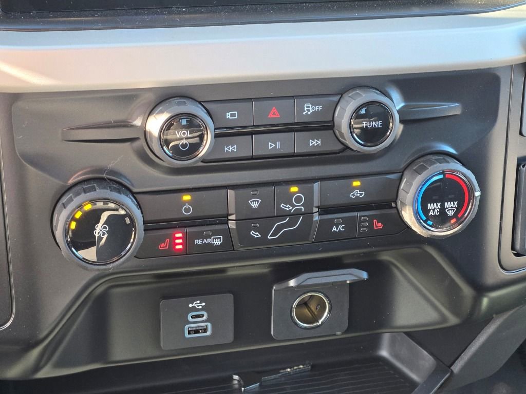 New 2026 Ford F350 XLT w/ XLT Premium Package image 24