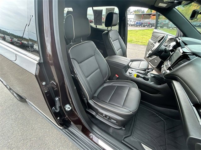 Certified 2022 Chevrolet Traverse Premier w/ LPO, Floor Liner Package image 29