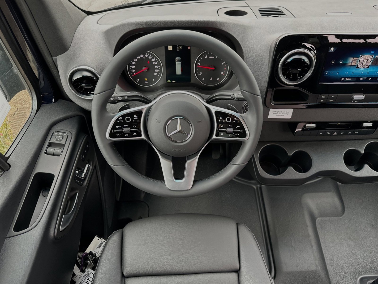 Used 2024 Mercedes-Benz Sprinter 144 Cargo image 14