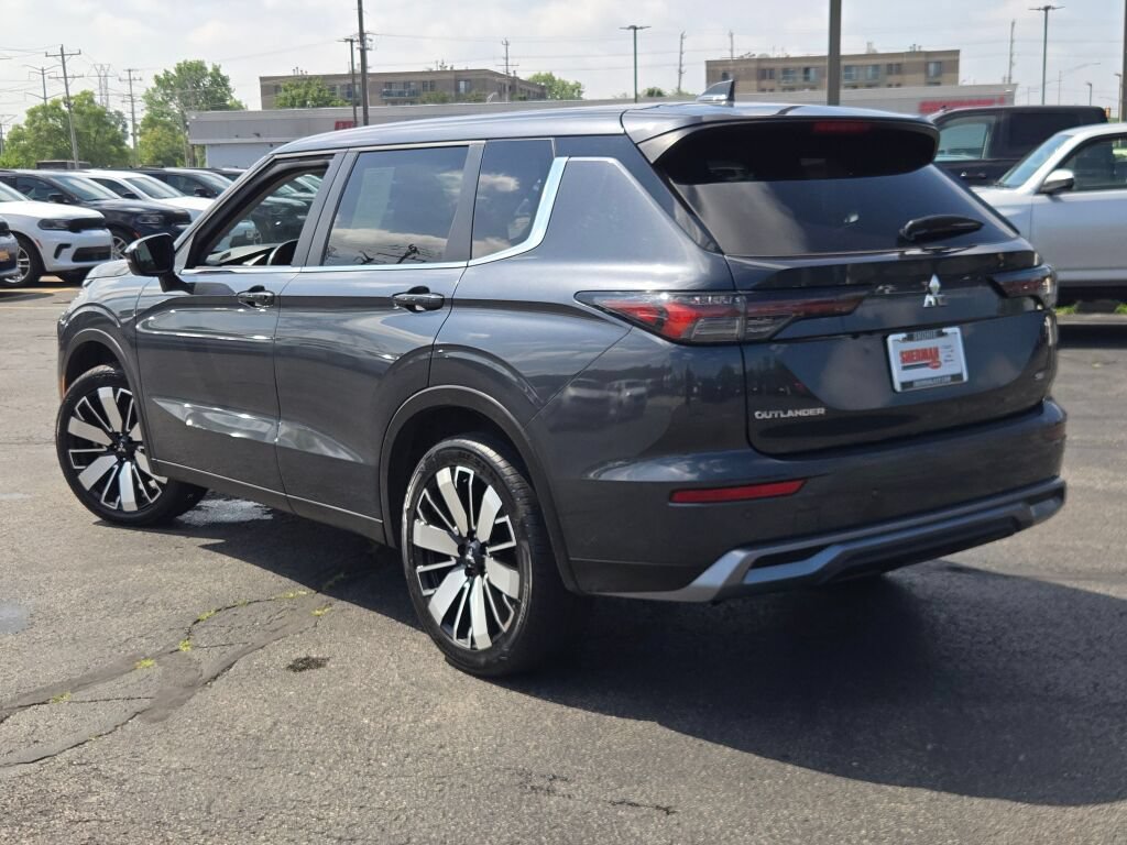 Used 2025 Mitsubishi Outlander SE AWD/4WD image 19