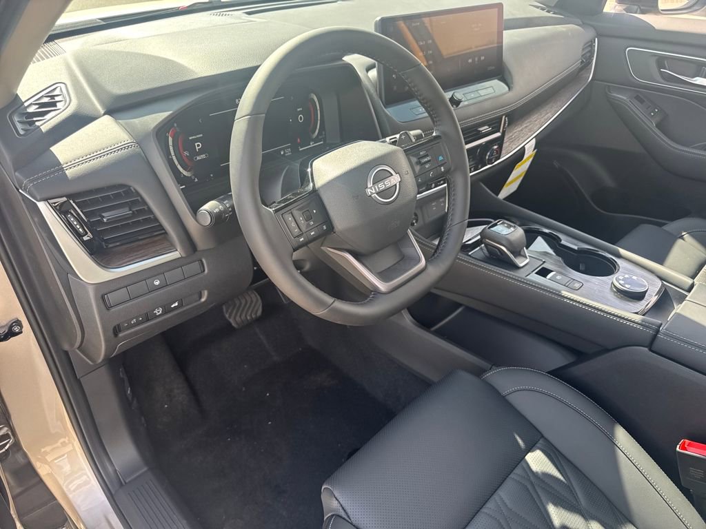 New 2026 Nissan Rogue Platinum AWD/4WD image 16