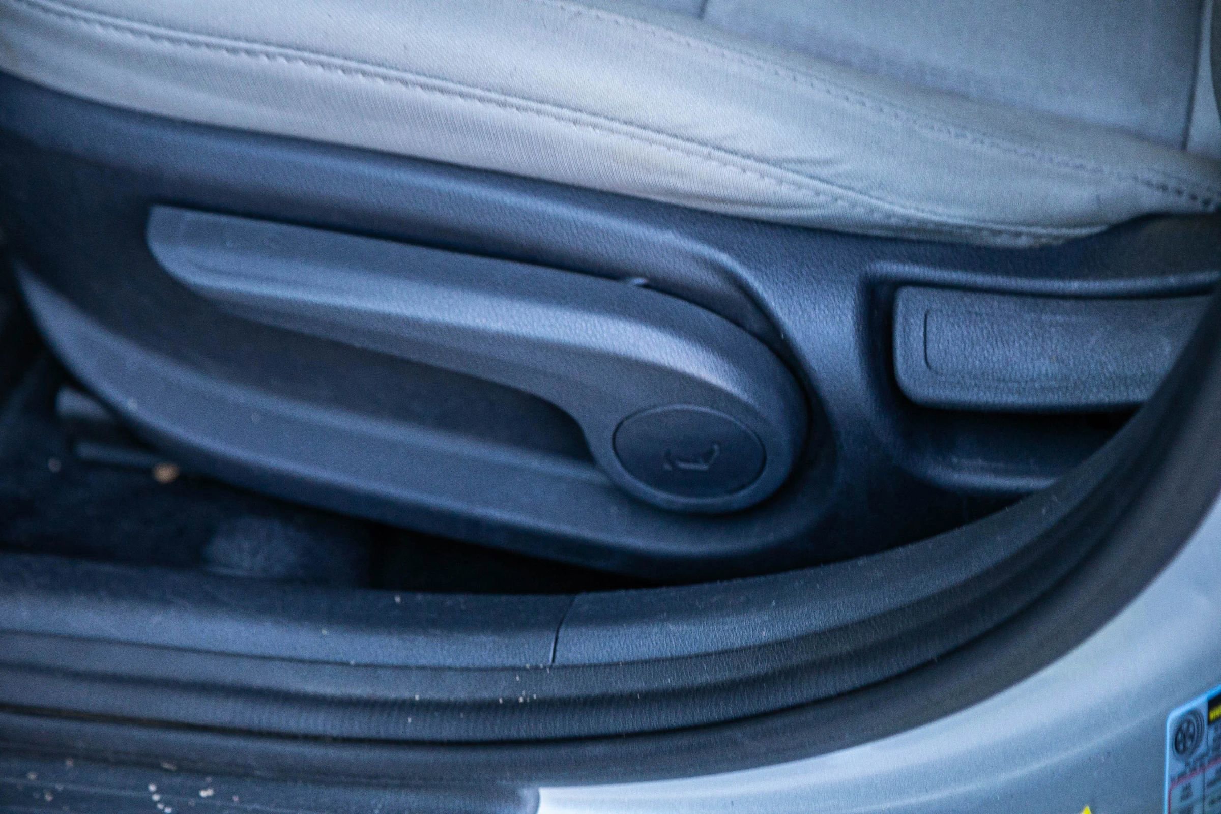 Used 2017 Hyundai Elantra SE image 26