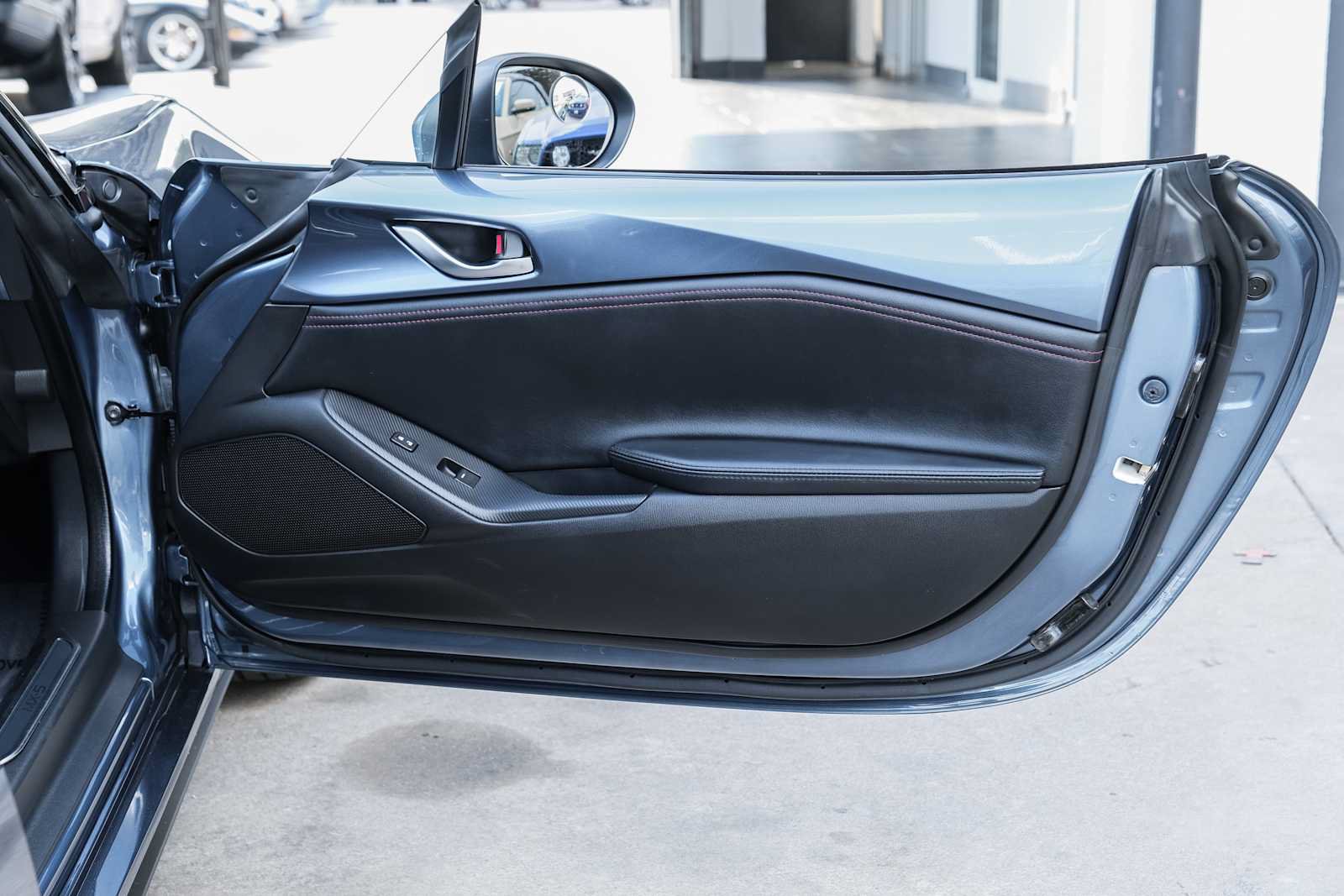 Used 2016 MAZDA MX-5 Miata Grand Touring RWD image 32