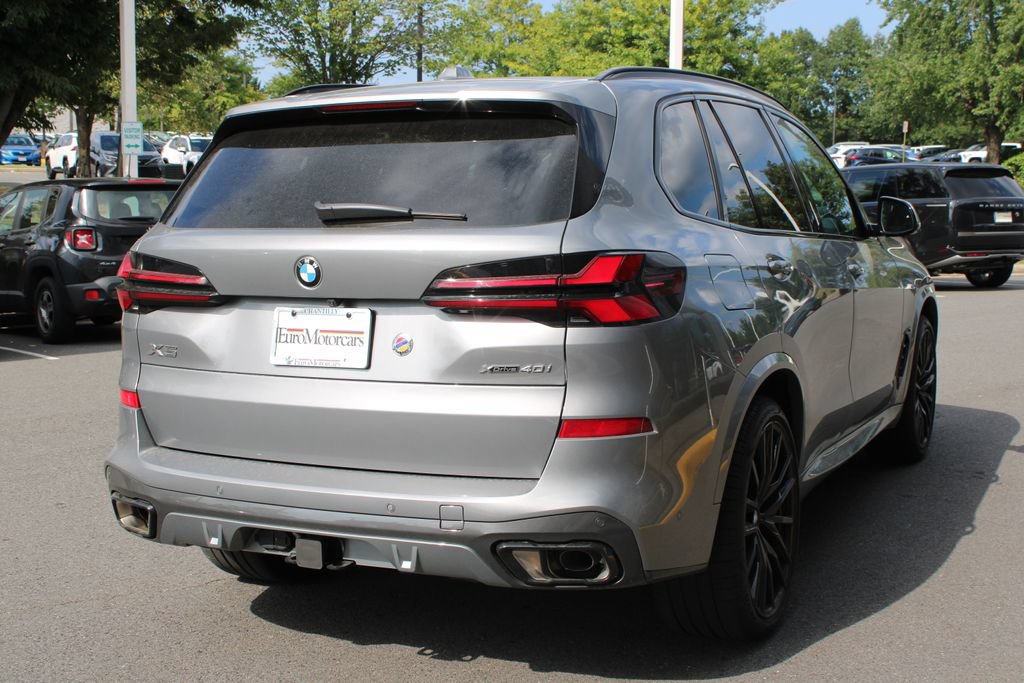 Used 2026 BMW X5 xDrive40i w/ M Sport Package AWD/4WD image 3