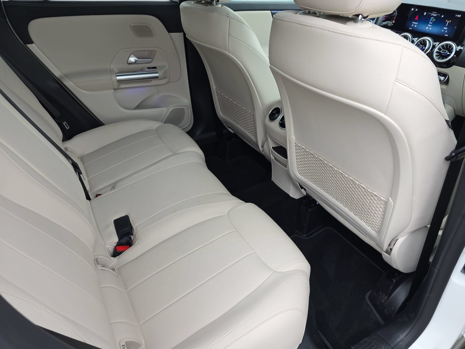 Used 2025 Mercedes-Benz GLA 250 image 11