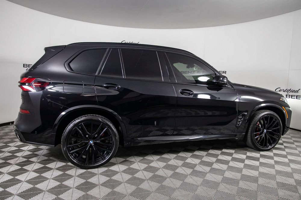 Used 2025 BMW X5 sDrive40i w/ M Sport Package RWD image 4