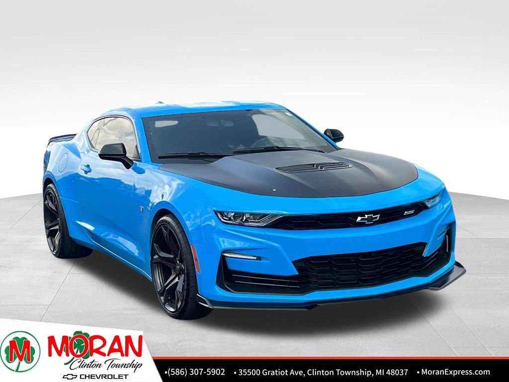 Used 2022 Chevrolet Camaro SS RWD image 8