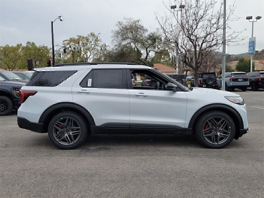 New 2026 Ford Explorer ST w/ Sun And Sound Package AWD/4WD image 7