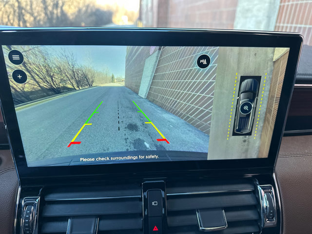 Used 2023 Lincoln Navigator L Reserve image 17