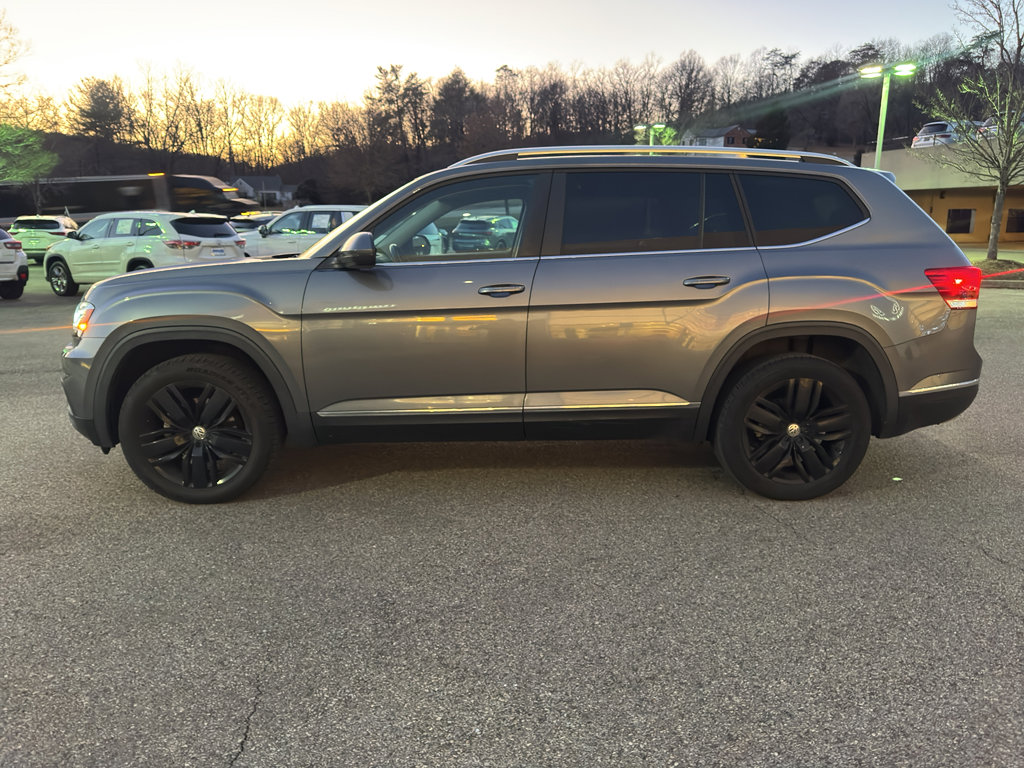Used 2019 Volkswagen Atlas SEL image 3
