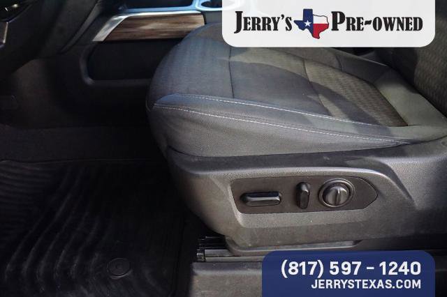 Used 2020 Chevrolet Silverado 1500 RST w/ Texas Edition AWD/4WD image 17
