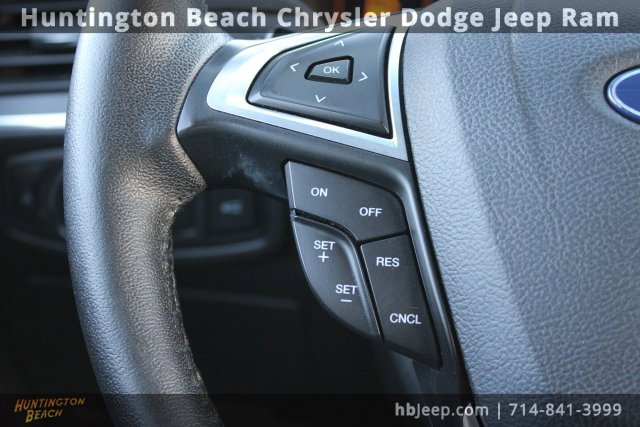 Used 2018 Ford Edge Titanium image 16