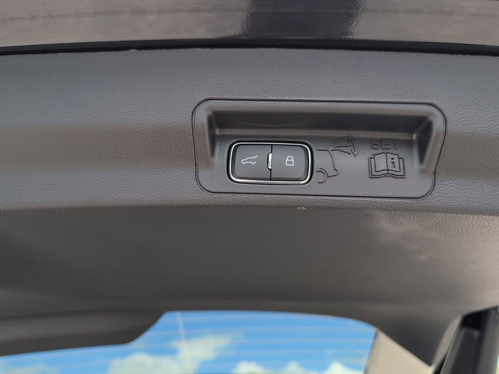 New 2026 Ford Explorer Platinum AWD/4WD image 14
