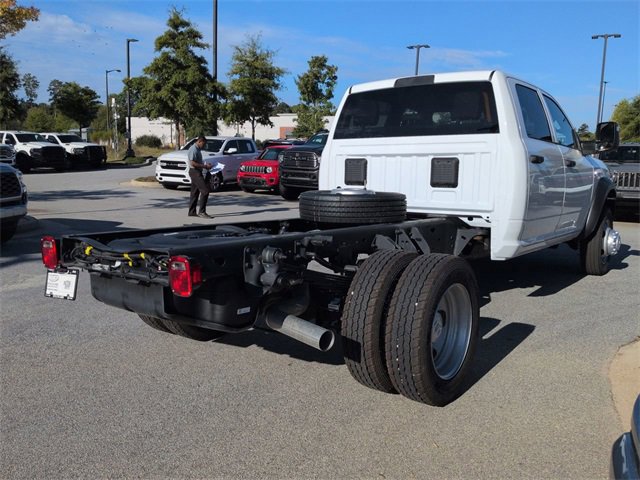 New 2026 RAM 5500 Tradesman w/ Chrome Appearance Group image 4