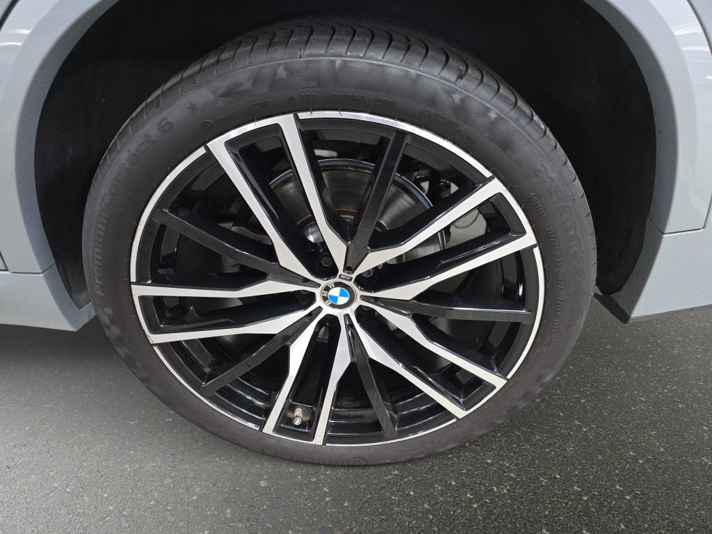 Certified 2024 BMW X5 sDrive40i w/ Executive Package RWD image 29