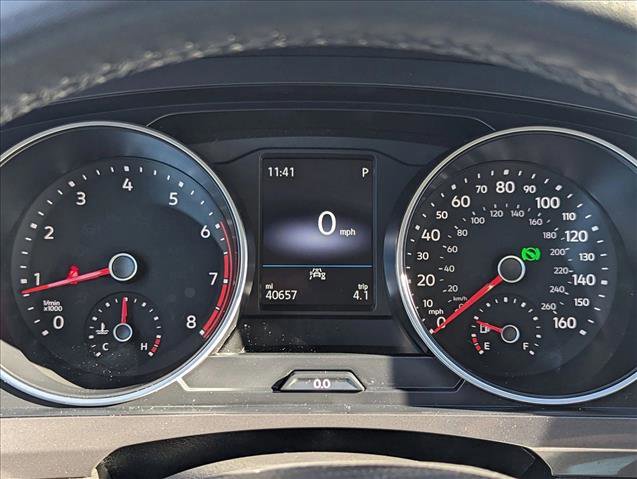 Used 2020 Volkswagen Tiguan SE image 11