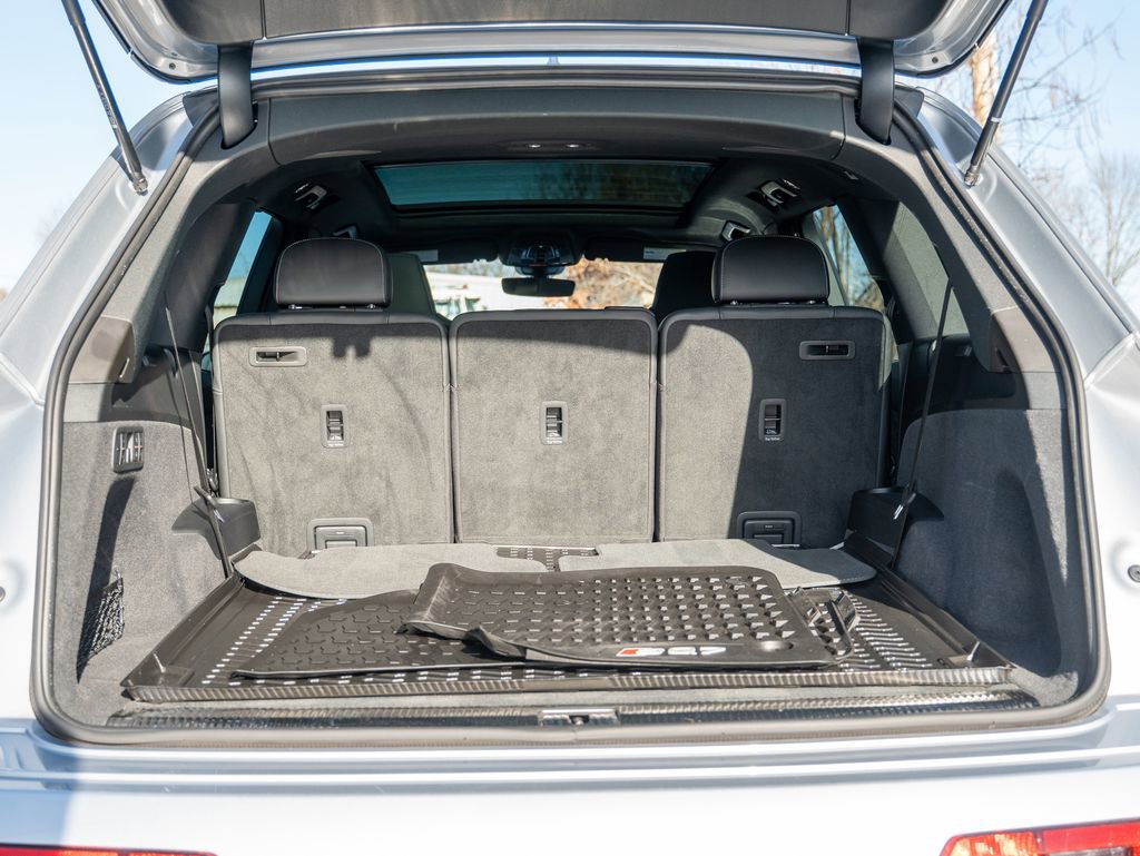 Used 2022 Audi SQ7 Premium Plus image 38