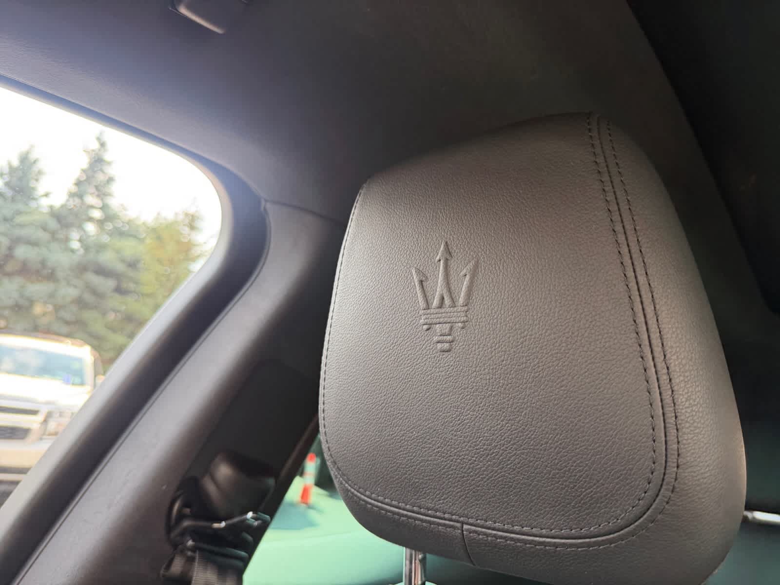 Used 2023 Maserati Grecale Modena AWD/4WD image 35