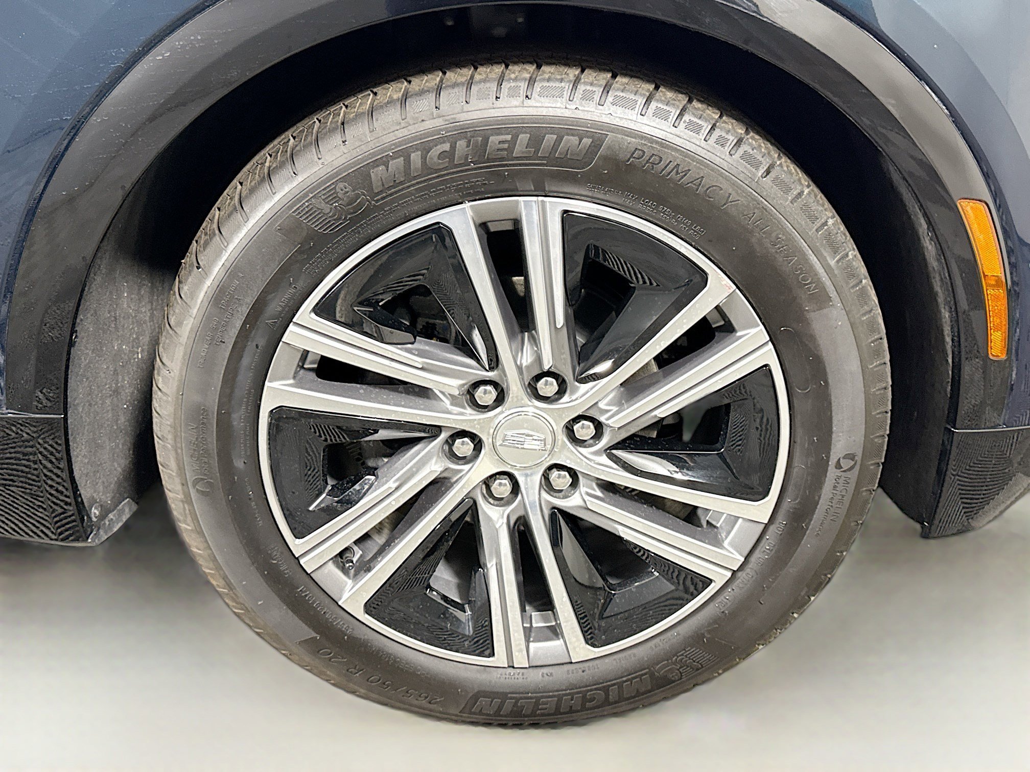 Used 2025 Cadillac Lyriq Luxury w/ LPO, Floor Liner Package image 32