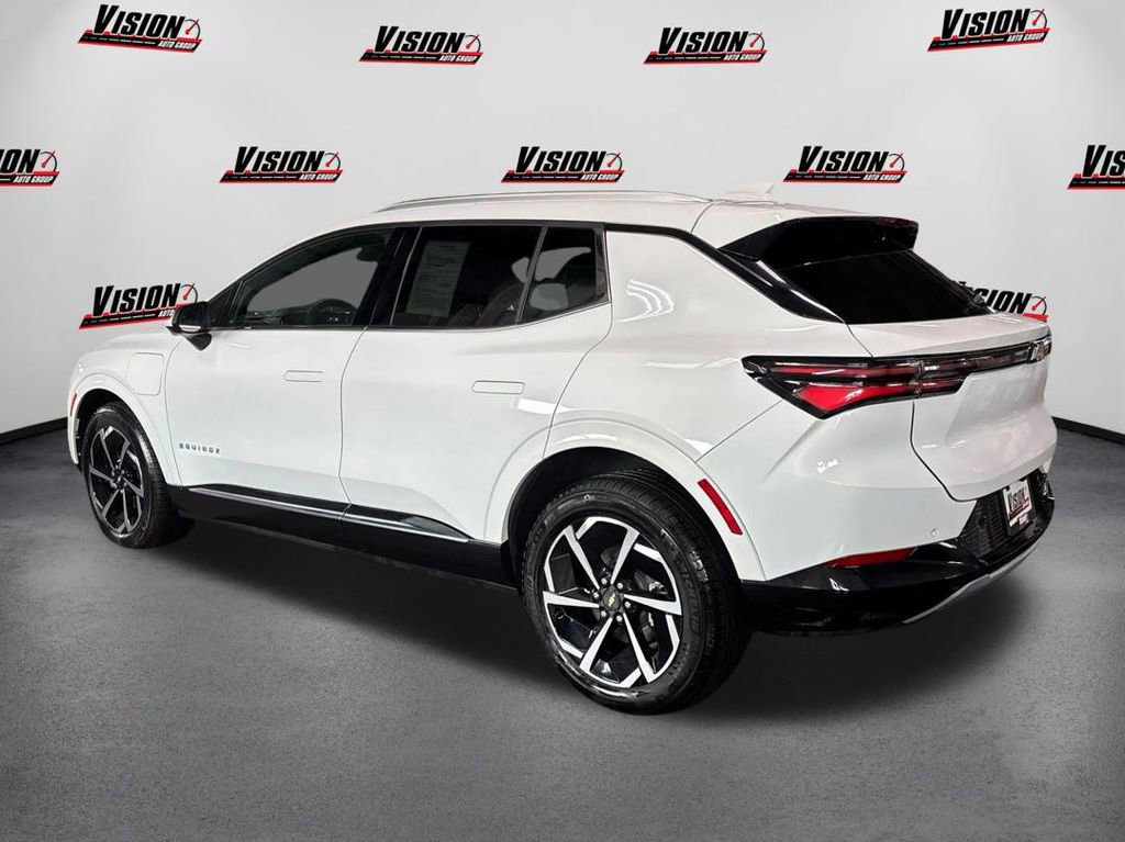 Used 2024 Chevrolet Equinox EV LT AWD/4WD image 7