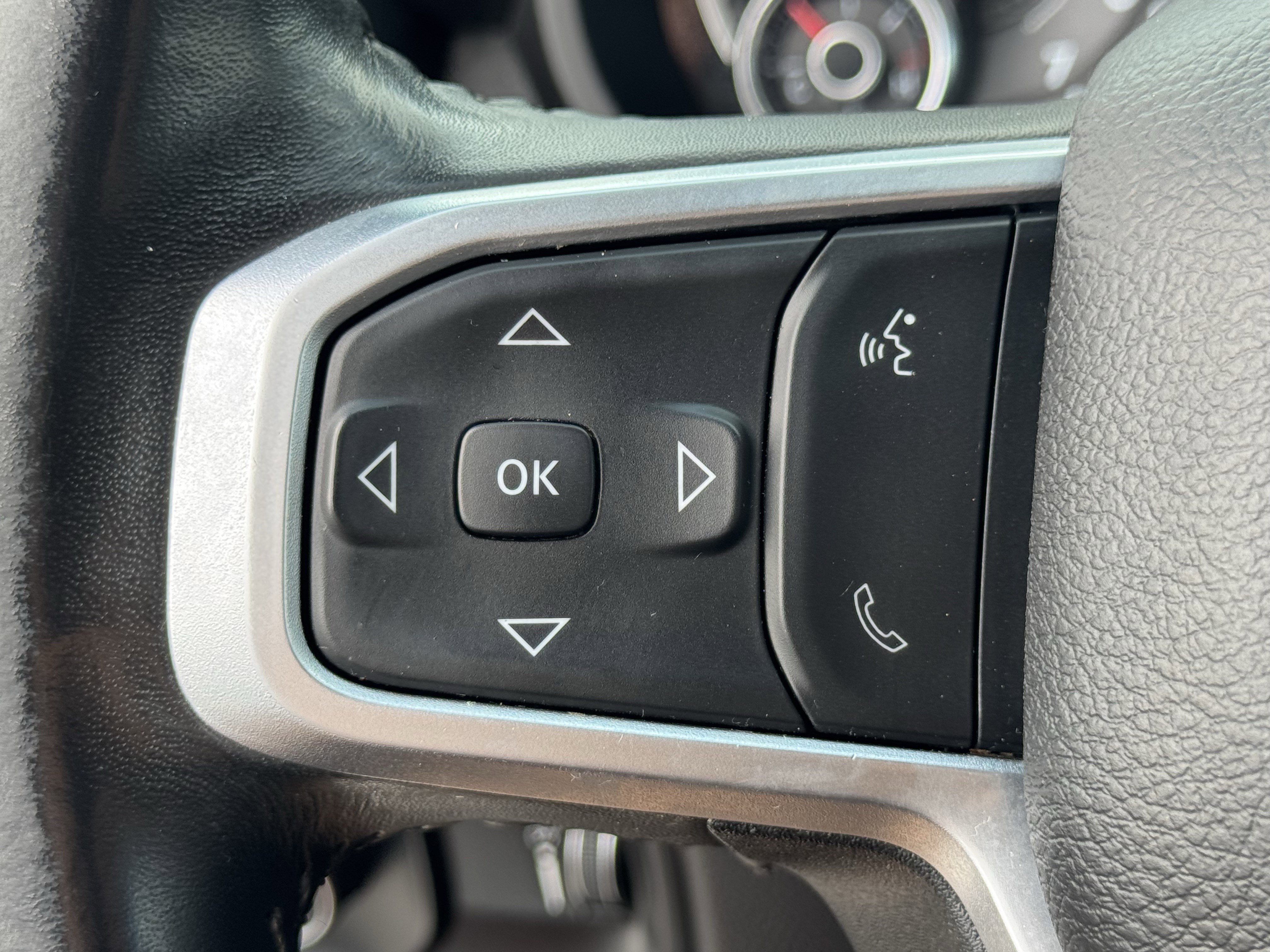 Used 2024 RAM 2500 Big Horn image 24