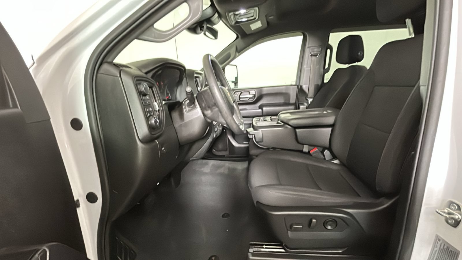 Used 2024 Chevrolet Silverado 2500 Custom w/ Custom Value Package AWD/4WD image 14