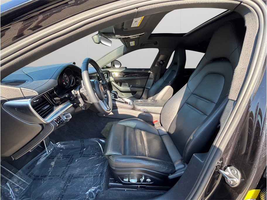 Used 2018 Porsche Panamera 4S image 2