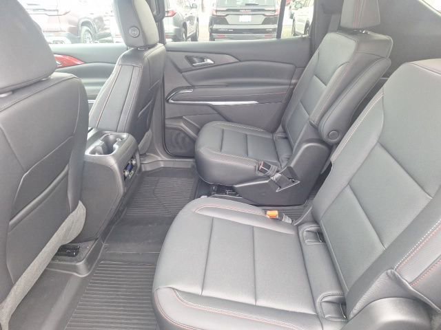 New 2026 Chevrolet Traverse Z71 w/ Driver Confidence Package image 14