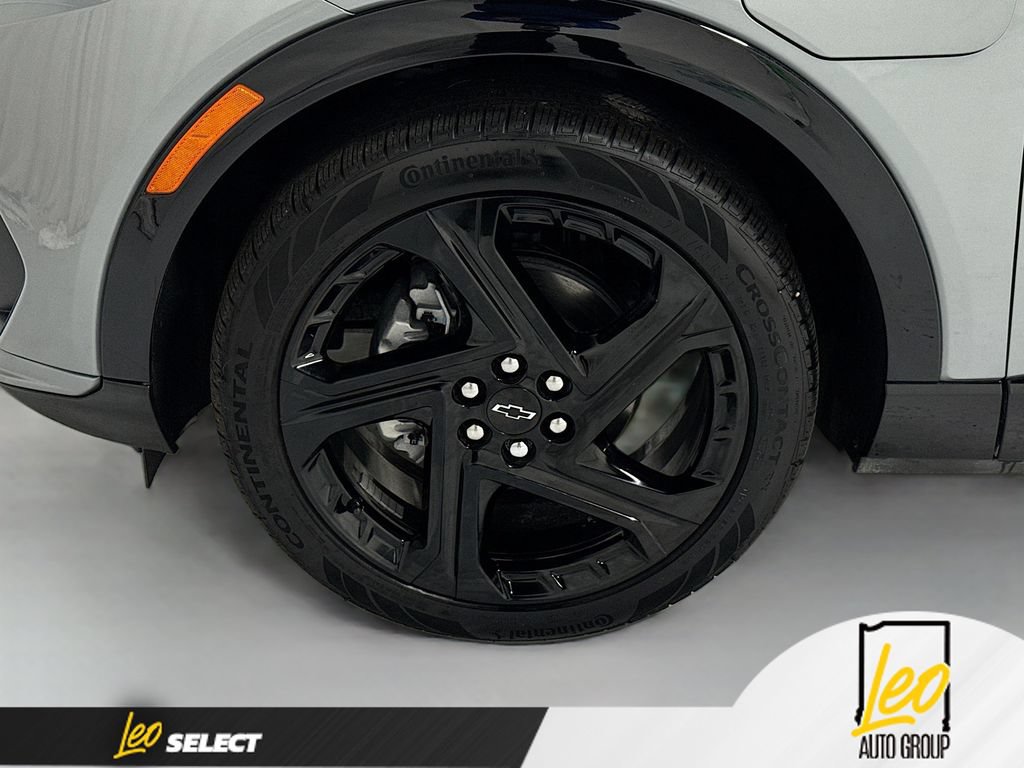 Used 2026 Chevrolet Equinox EV RS w/ Convenience Package II FWD image 34