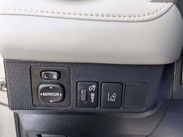 Used 2018 Toyota RAV4 XLE image 22