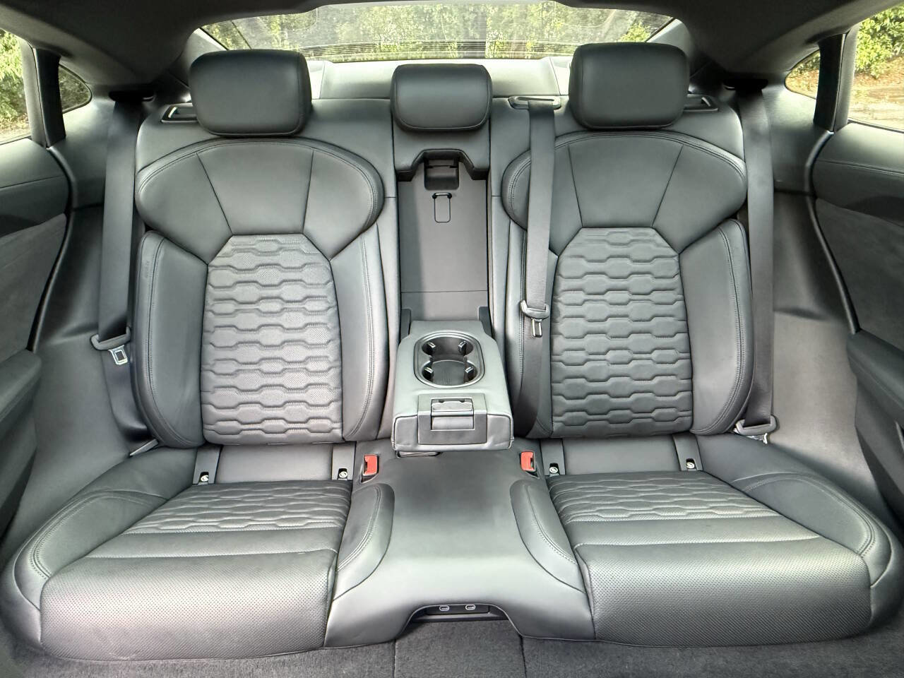 Used 2023 Audi e-tron GT Premium Plus AWD/4WD image 24