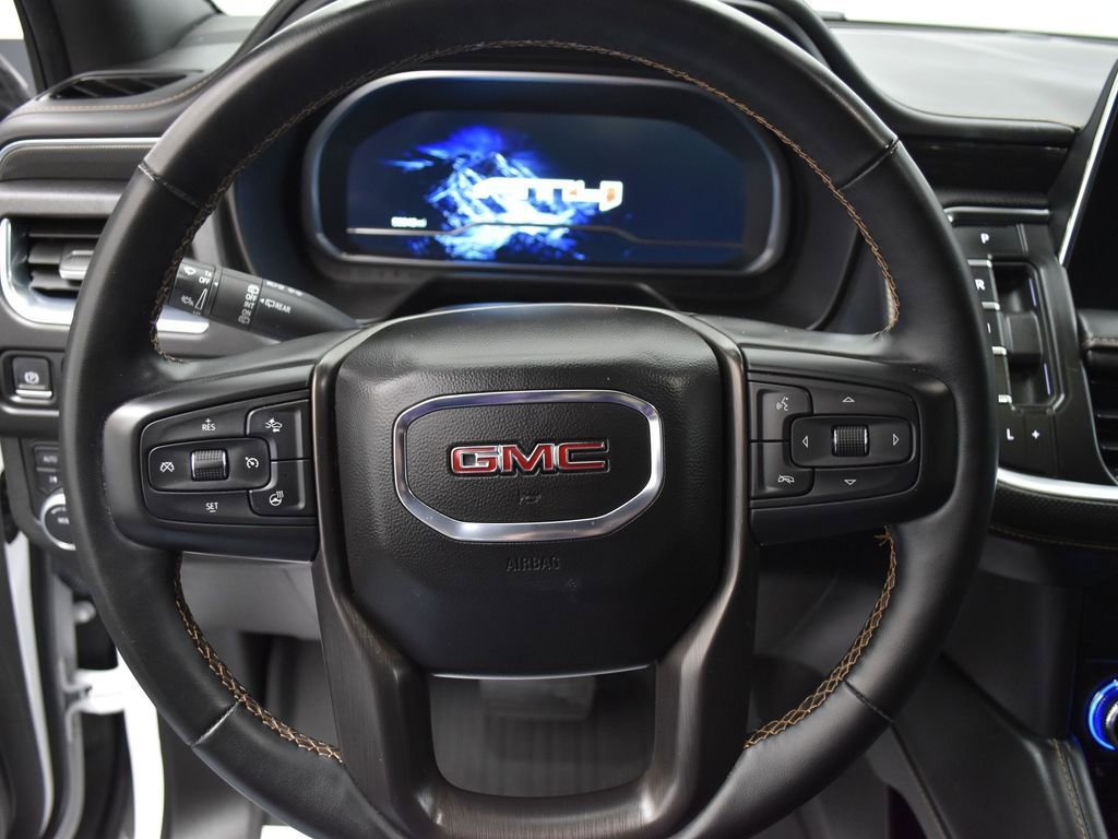 Used 2023 GMC Yukon XL AT4 AWD/4WD image 8