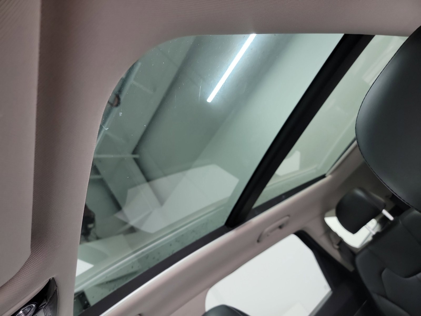 Used 2021 Kia Sorento SX image 24