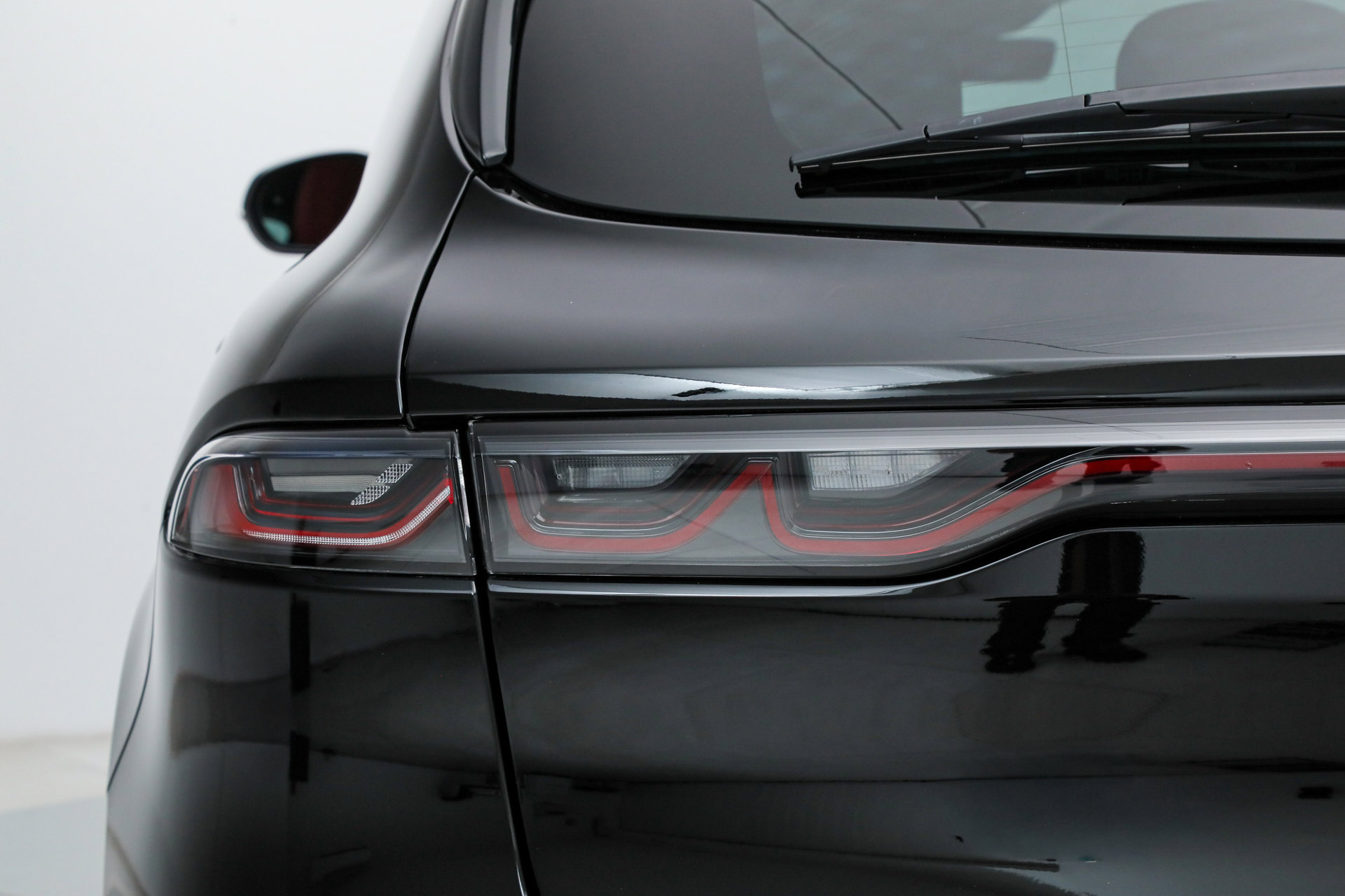 New 2026 Alfa Romeo Tonale Veloce w/ Quick Order Package 23H Volce image 12