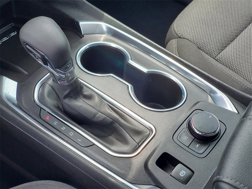 Used 2022 Chevrolet Traverse LT w/ LPO, Roadside Safety Package image 18