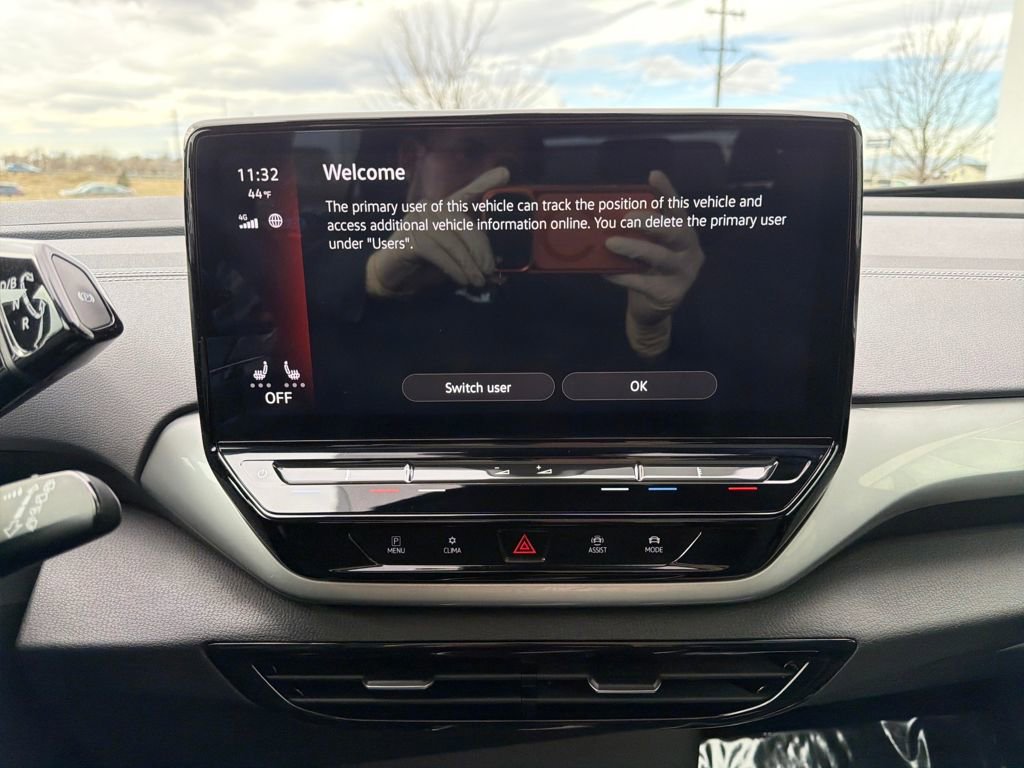 Used 2023 Volkswagen ID.4 Pro S Plus image 17