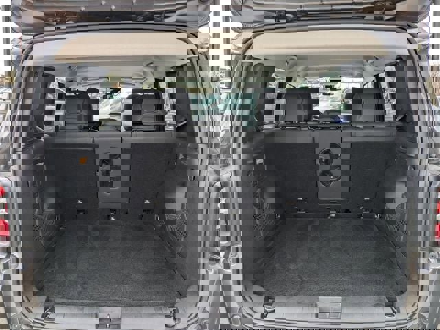 Used 2019 Jeep Renegade Trailhawk image 16