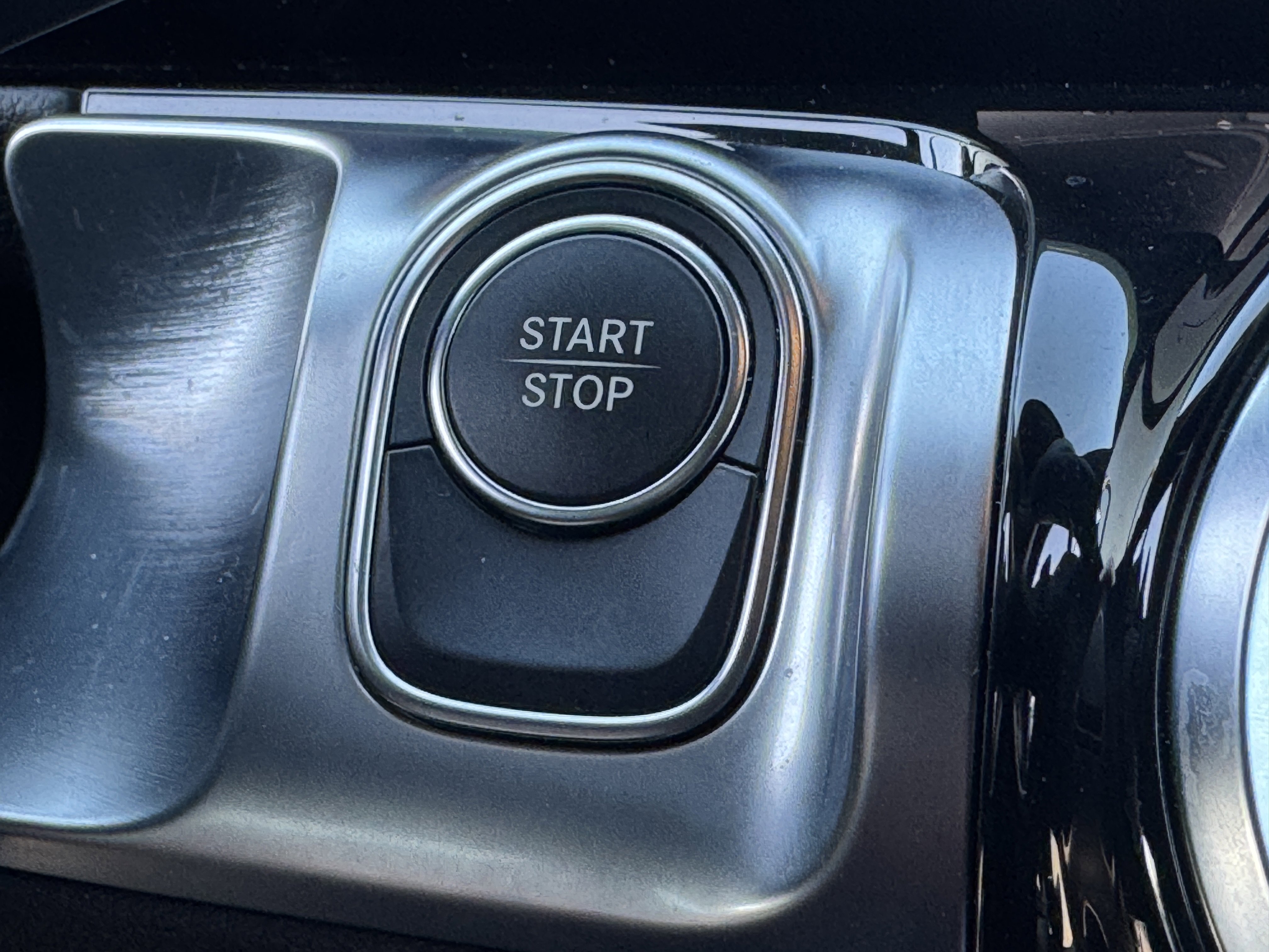 Certified 2023 Mercedes-Benz EQB 300 4MATIC image 27