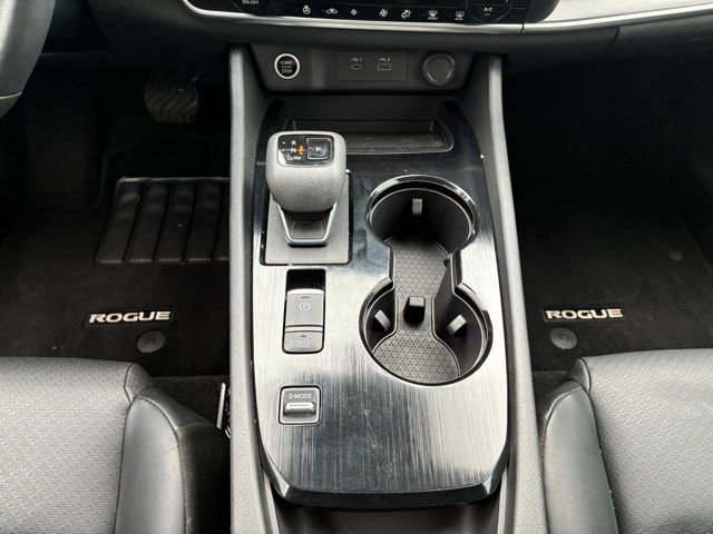 Certified 2023 Nissan Rogue SV w/ SV Premium B Package FWD image 19