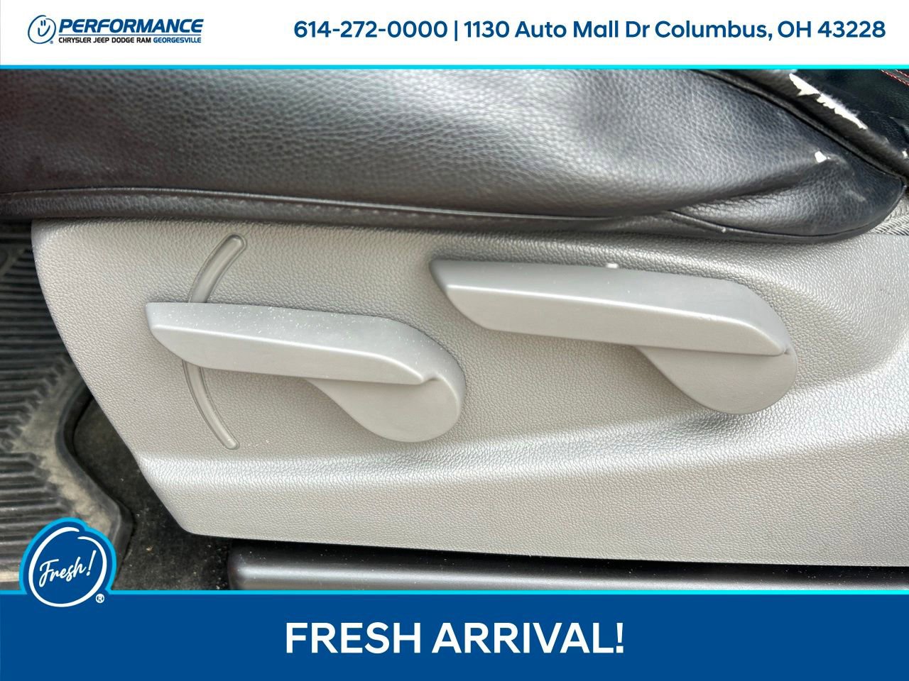 Used 2017 Chevrolet Silverado 1500 Custom w/ Custom Convenience Package AWD/4WD image 19